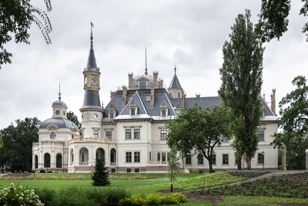 Újjászületett Magyarország egyik legszebb kastélya | Botaniq Turai Kastély