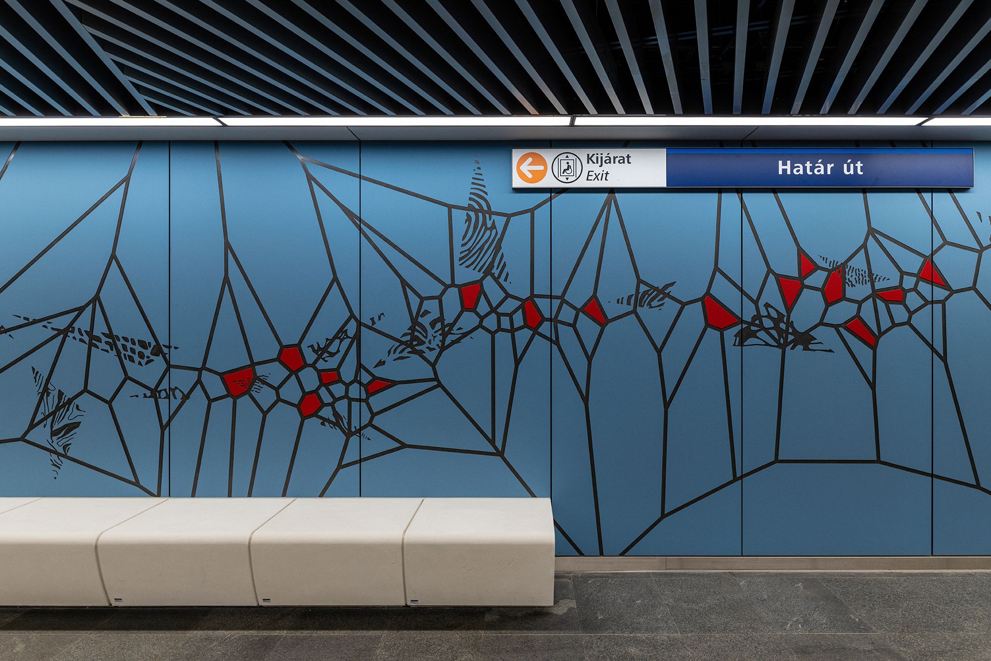 „Reaching beyond graphics” | Határ út metro station has been renovated