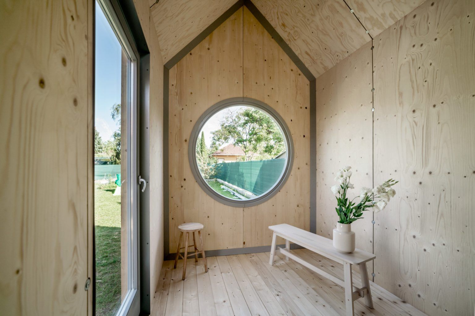 Design cabin, for an affordable price | Meet Hello Wood Kabinka!