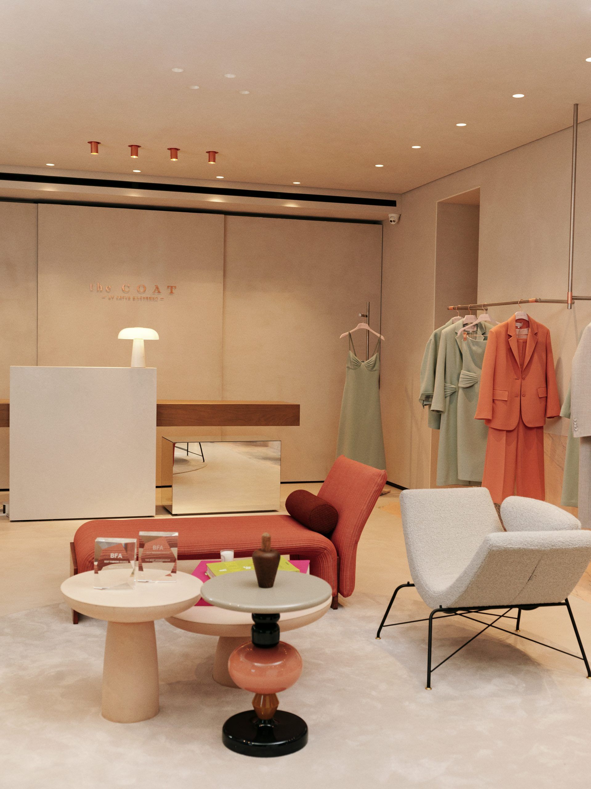 The COAT celebrates its 7th anniversary with a new showroom
