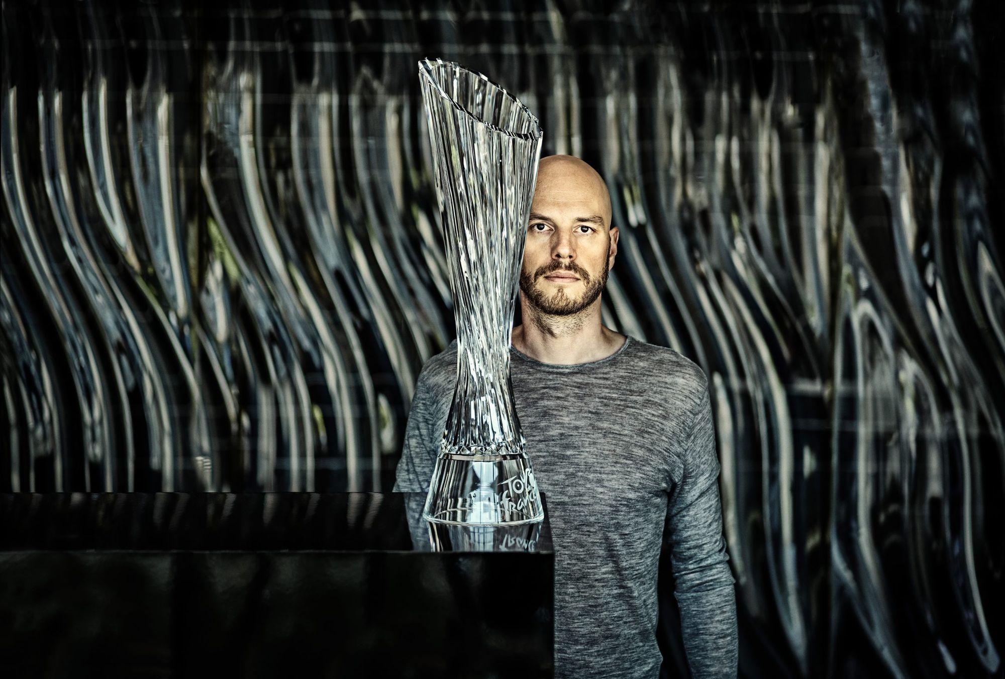 Czech LASVIT designed the trophy for the winner of the Tour de France