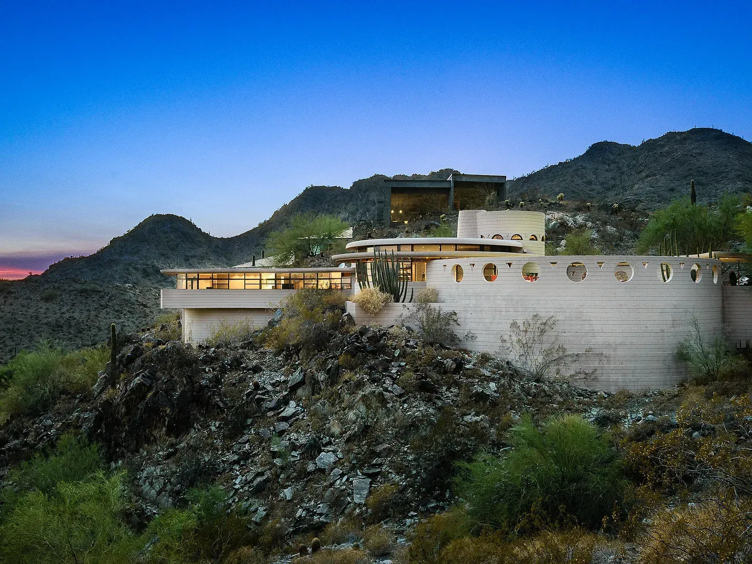 Frank Lloyd Wright’s last-ever home is for sale