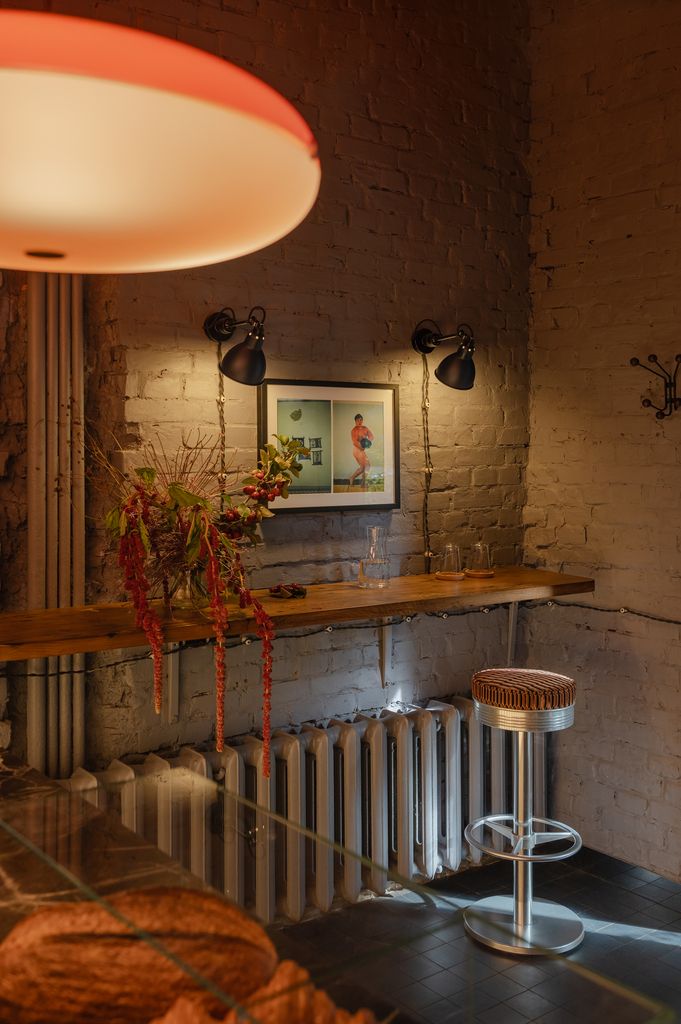 A Cute and Stylish Corner Coffe in Kyiv – Frank Café