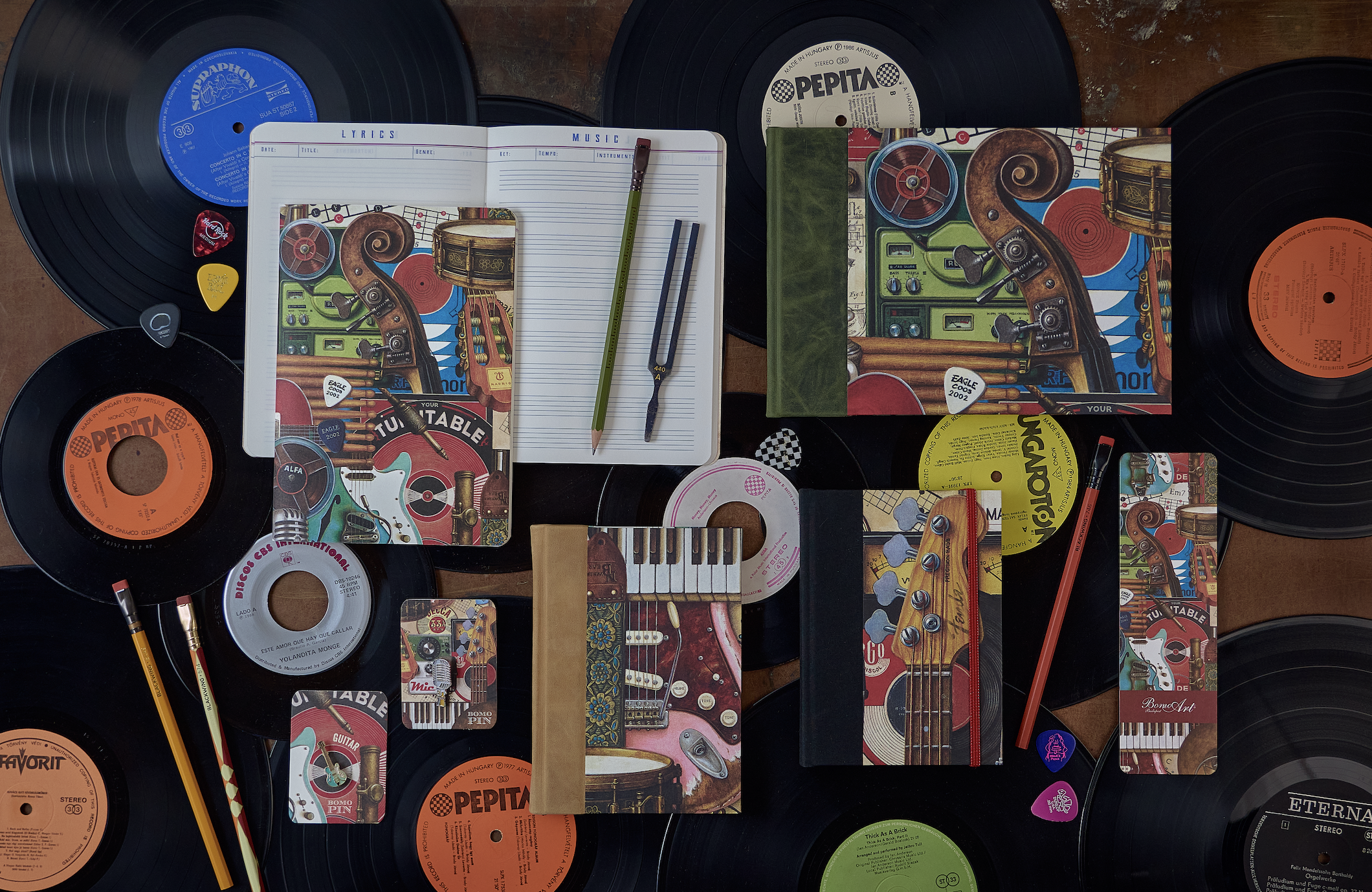 Beat a papíron | A Bomo Art Budapest új kollekciója