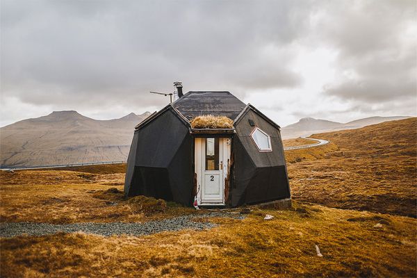 Iglukat idéző prefab-házak a Feröer-szigetekről | Kvivik Igloo