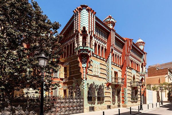 Elképesztően olcsón szállhatunk meg Gaudí ikonikus barcelonai villájában