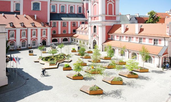 Befogadóbbá vált a poznańi városháza | Atelier Starzak Strebicki