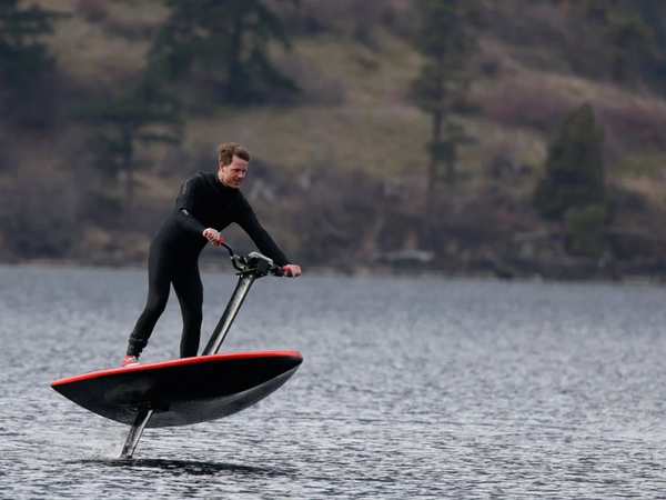 Eco-friendly extreme sport | Hydroflyer