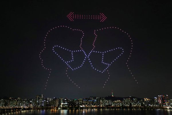 Drone show about the Coronavirus