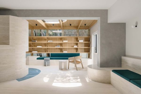 Private reading room with unique solutions