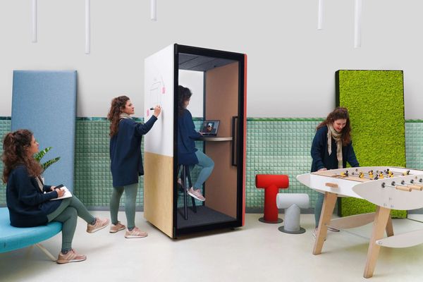 Chameleon Office Booth: a step towards sustainability