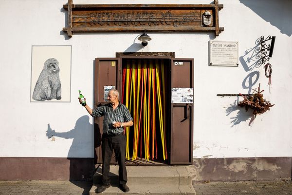 The Petőfi Streets of Hungary—a photographic insight into Hungarian society
