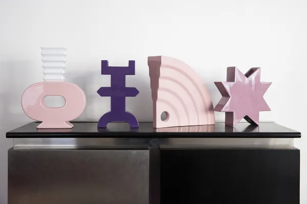 A milánói tervező, aki a posztmodern design örökségét hozta Magyarországra