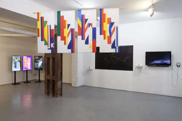The true weight of the cloud | Exhibition on the materiality of digital culture