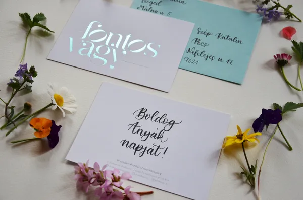 Kézzel írott képeslap anyák napjára a DOT for You-tól