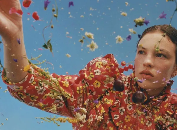 A new chapter in the history of Polish Vogue has debuted with fabulous cover photos