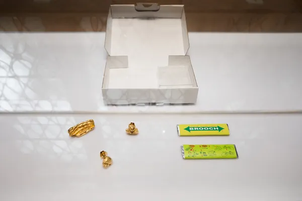 Lehet-e a megcsócsált rágógumiból ékszer?