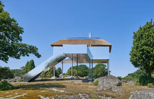 Tükör a természetre | The Illusion Villa