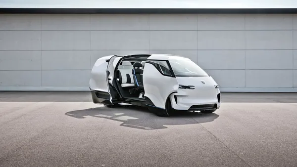 Látványterveken a Porsche kisbuszának belső tere