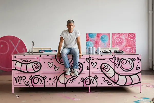 Bins deserve a little love too | Patterns from André Savaria meet the iconic products of Vipp