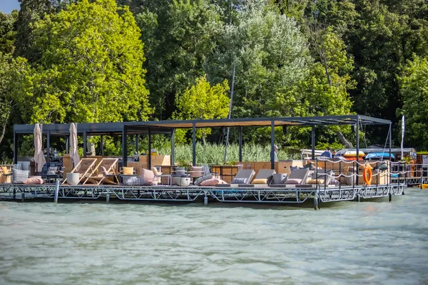 Stirring up the waters of Lake Balaton | STÉG 8237