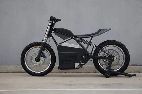 Extrém teljesítményű motorbicikli | Ed Motorcycles