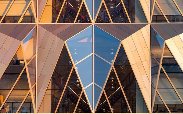 Székház a réz bűvöletében | Foster + Partners