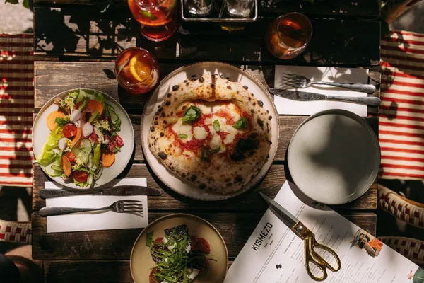 Former Pesti Disznó reopens with Mediterranian flavors and canotto pizza