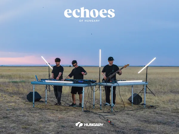 Golan: A harmonikus hármas