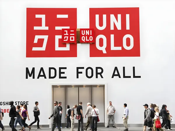 Tokiótól Varsóig – A japán UNIQLO pop-up üzletet nyitott Lengyelországban