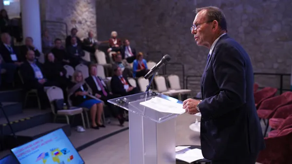 Putin has done an evil thing in an evil way – interview with Tony Abbott