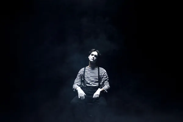 “Rapping naked is quite enjoyable”—Interview with Co Lee, the clown of the Hungarian rap scene