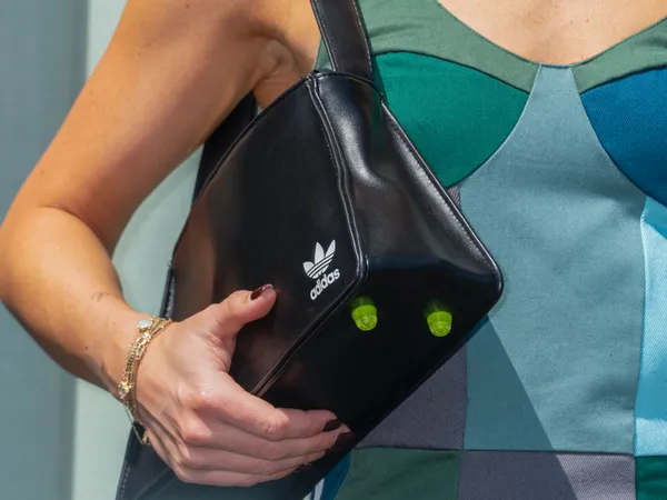 adidas Originals x KSENIASCHNAIDER kollekció