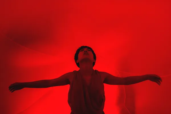 “My job is to create atmospheres”—Interview with lighting designer Amanda Szabó