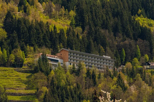 the cōmodo | Stílusos nyári menedék az osztrák Alpokban