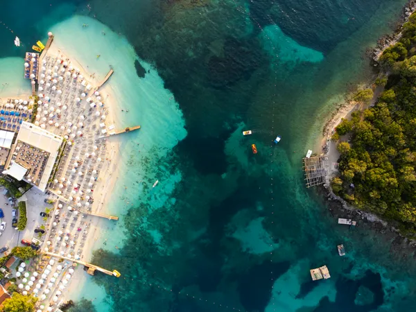 Bunkerből luxushotelbe: hasít a turizmus Albániában