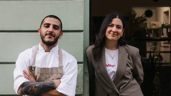 Izmirből Budapestre: a Pebbles, ahol a tenger és a város találkozik